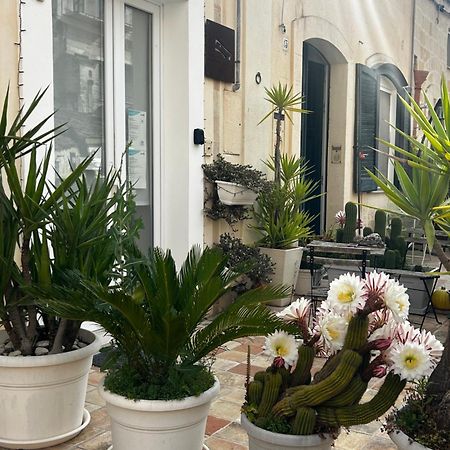 Recinto Antico Sweet Rooms Matera Exterior foto